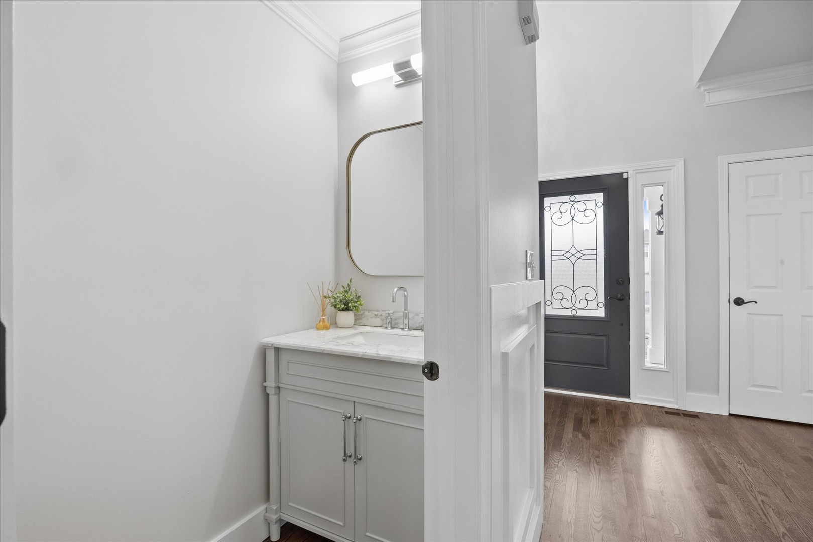 723 Branson Drive, Batavia, IL 60510