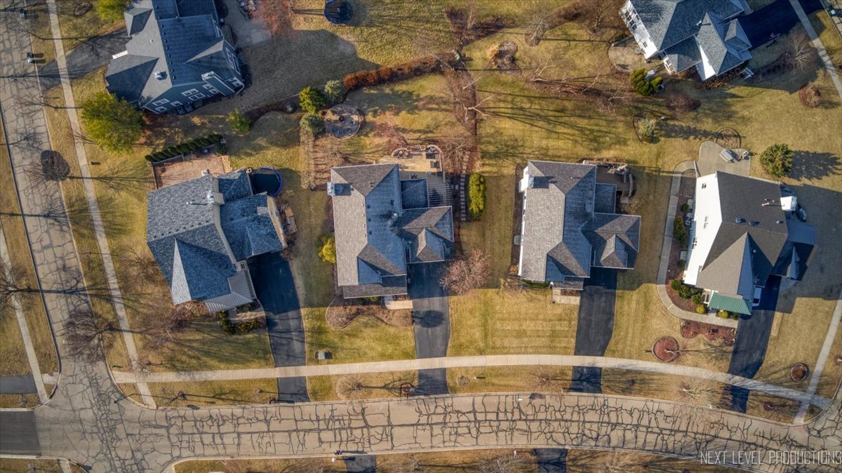 723 Branson Drive, Batavia, IL 60510