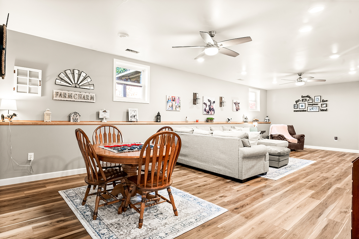 3103 Fox Creek Road, Bloomington, IL 61705