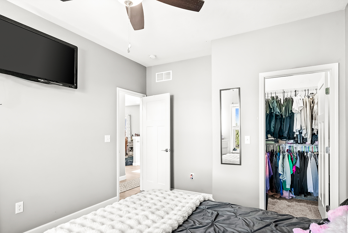 3103 Fox Creek Road, Bloomington, IL 61705