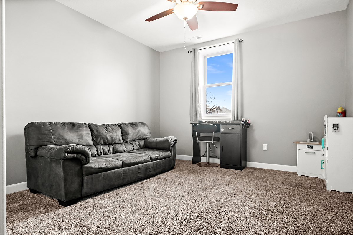 3103 Fox Creek Road, Bloomington, IL 61705