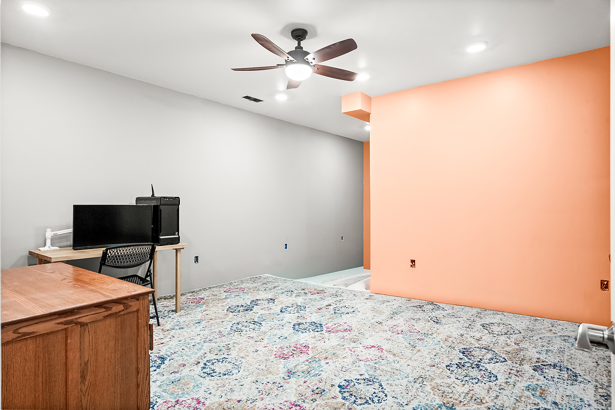 3103 Fox Creek Road, Bloomington, IL 61705