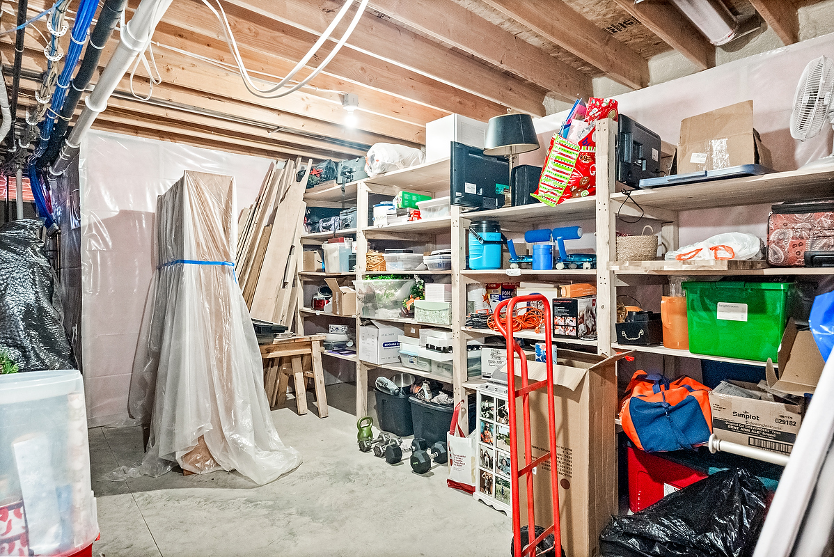 3103 Fox Creek Road, Bloomington, IL 61705