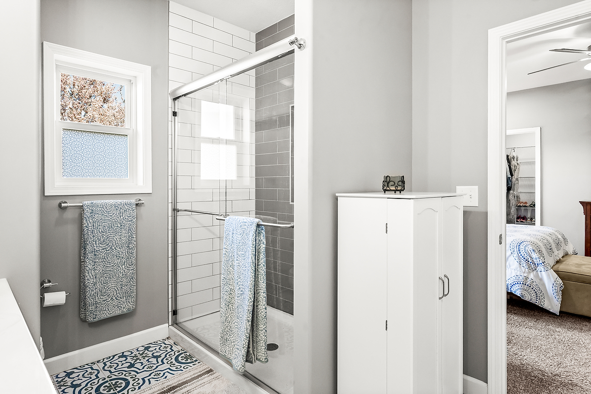 3103 Fox Creek Road, Bloomington, IL 61705