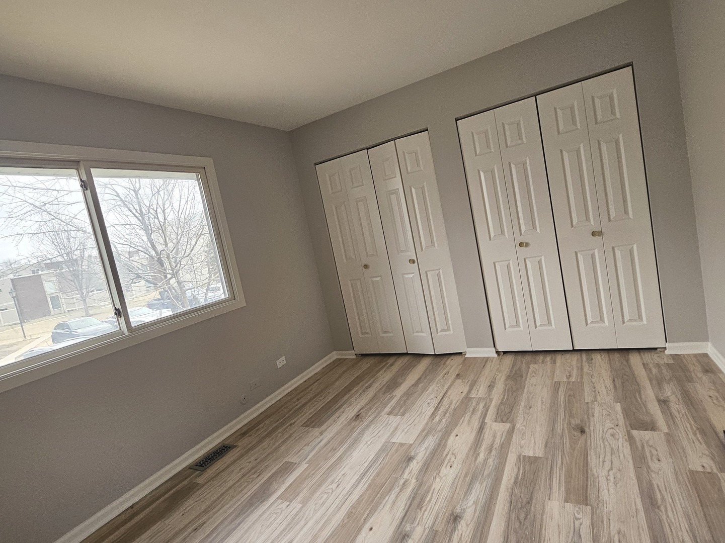 1149 N Cardinal Drive, Palatine, IL 60074