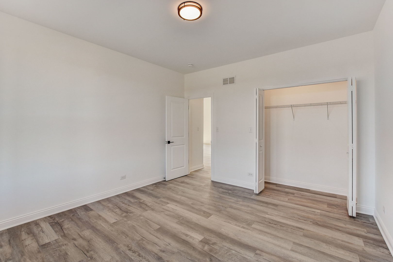 20813 Elwood Street, Lynwood, IL 60411