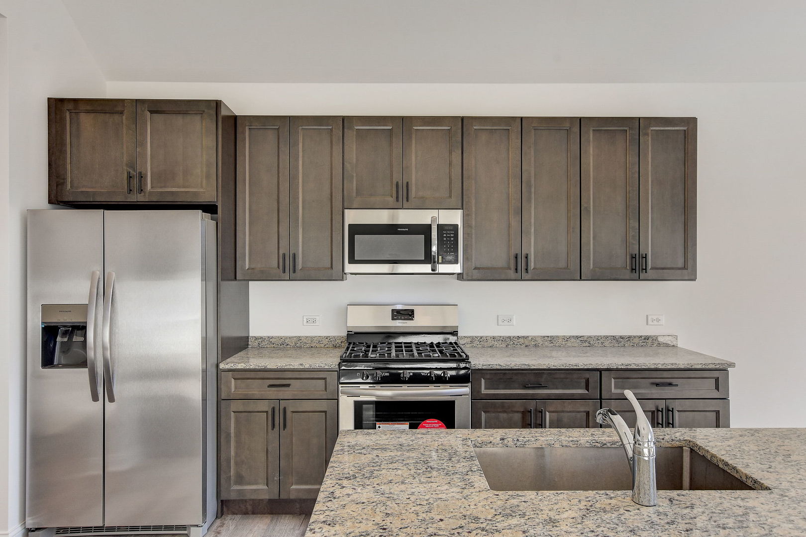 20813 Elwood Street, Lynwood, IL 60411