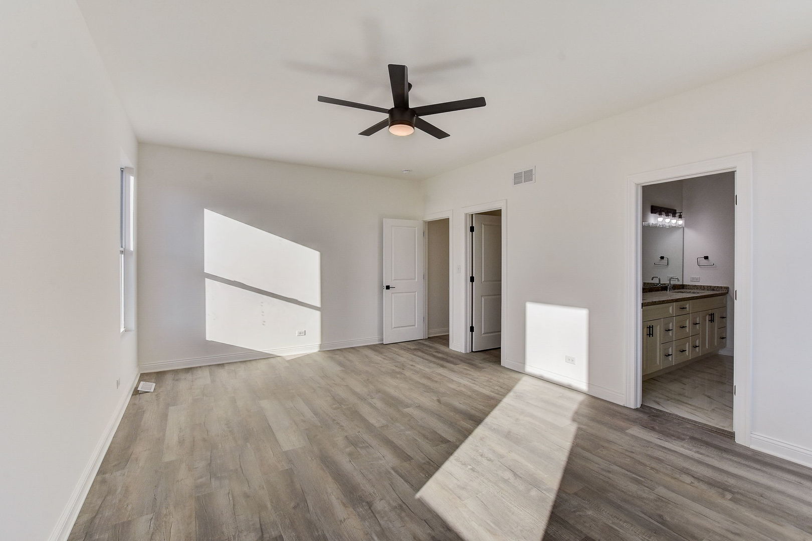 20813 Elwood Street, Lynwood, IL 60411