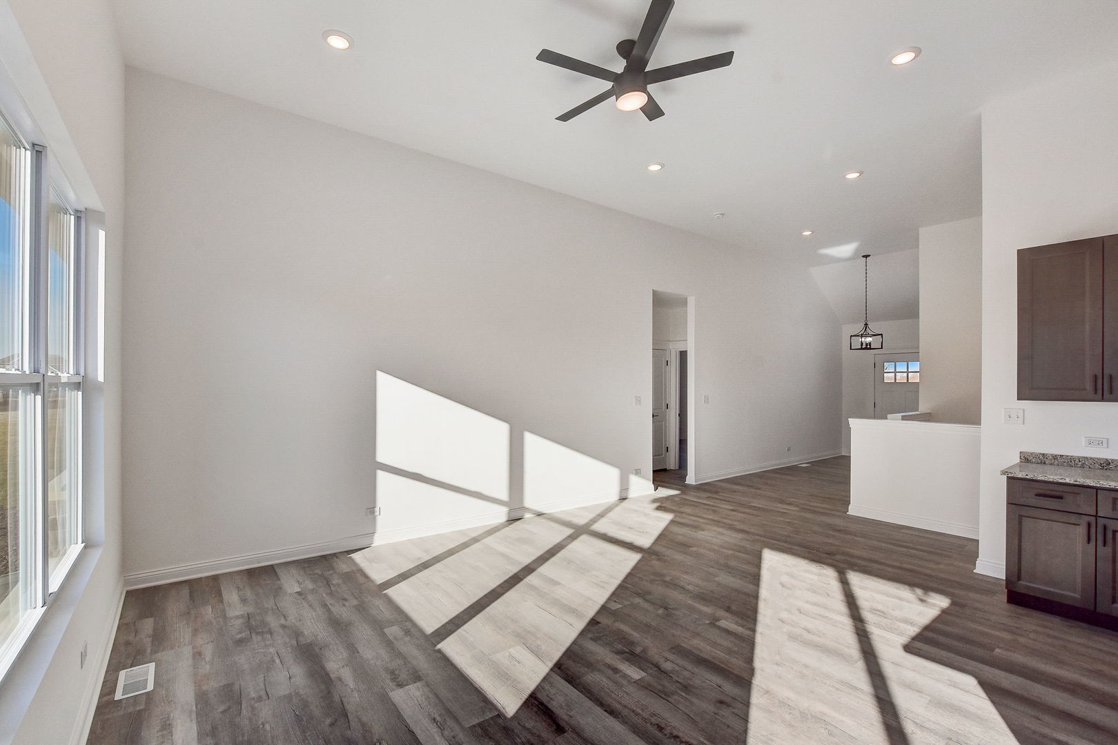 20813 Elwood Street, Lynwood, IL 60411