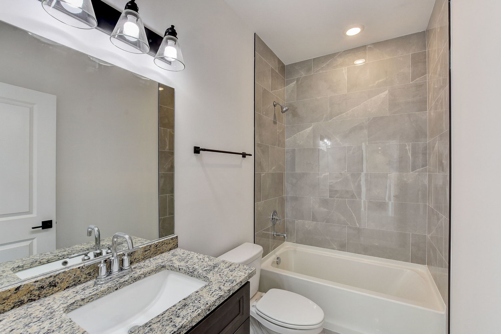 20813 Elwood Street, Lynwood, IL 60411