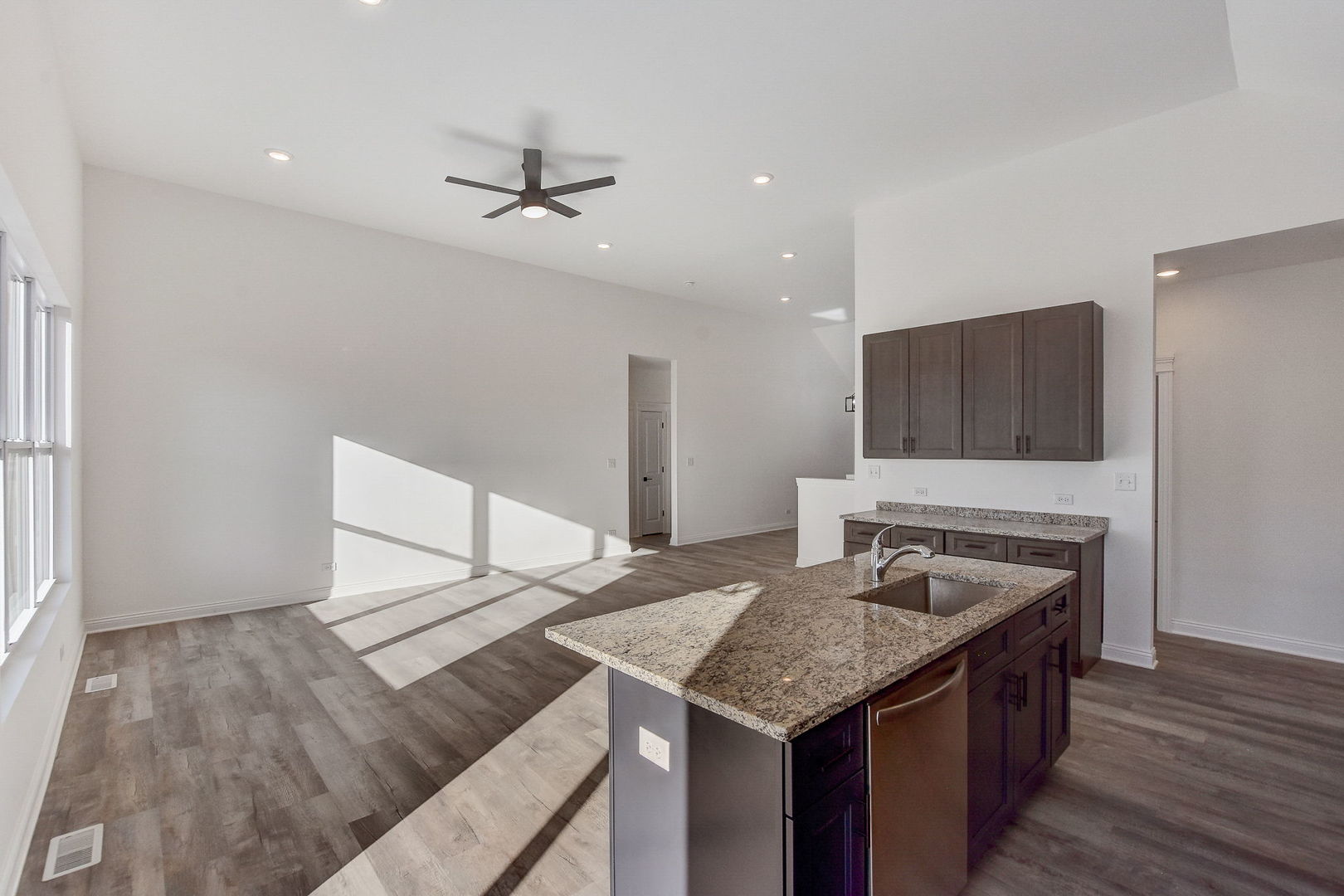 20813 Elwood Street, Lynwood, IL 60411