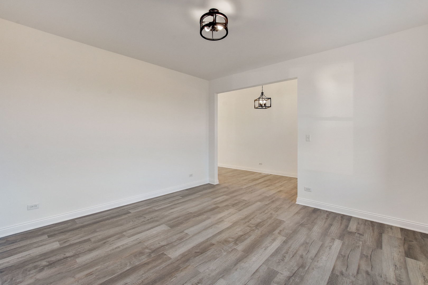 20813 Elwood Street, Lynwood, IL 60411