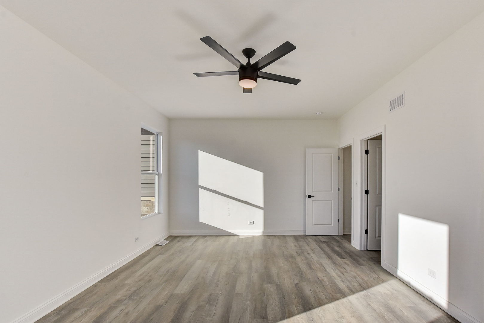 20813 Elwood Street, Lynwood, IL 60411