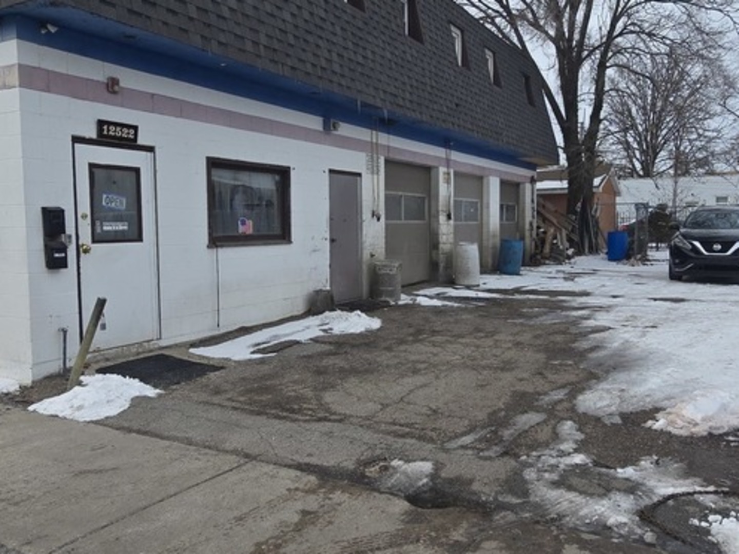 12522 Western Avenue, Blue Island, IL 60406