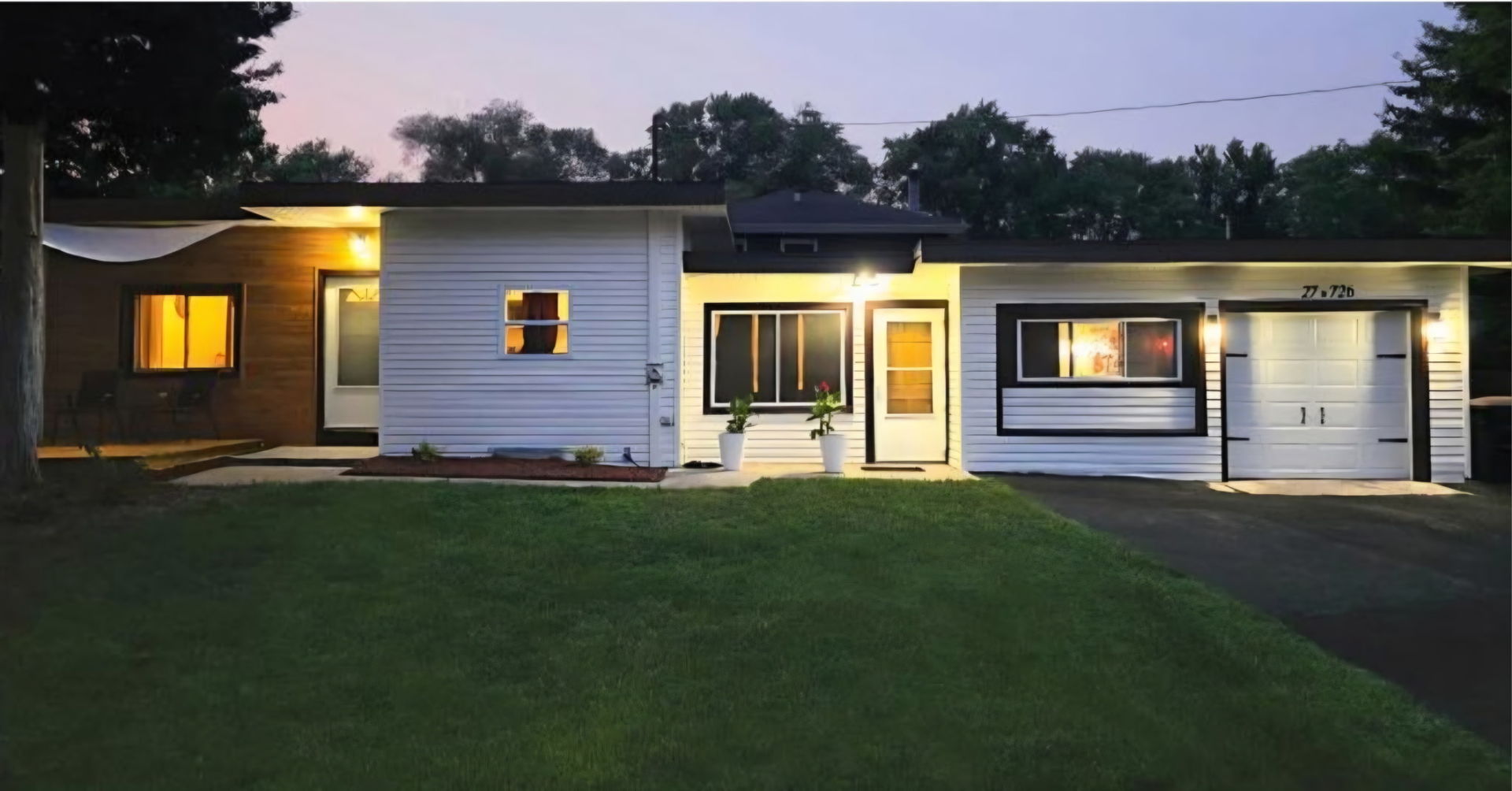 27W726 Central Avenue, Warrenville, IL 60555