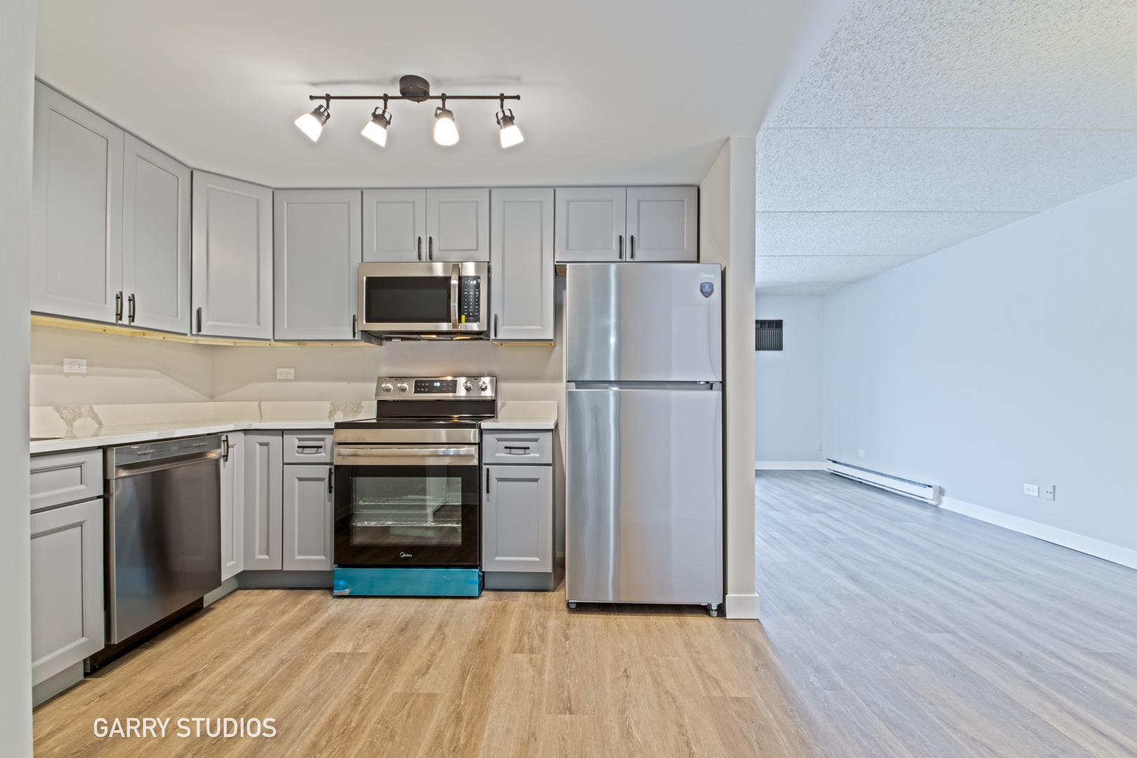 340 Klein Creek Court #C, Carol Stream, IL 60188