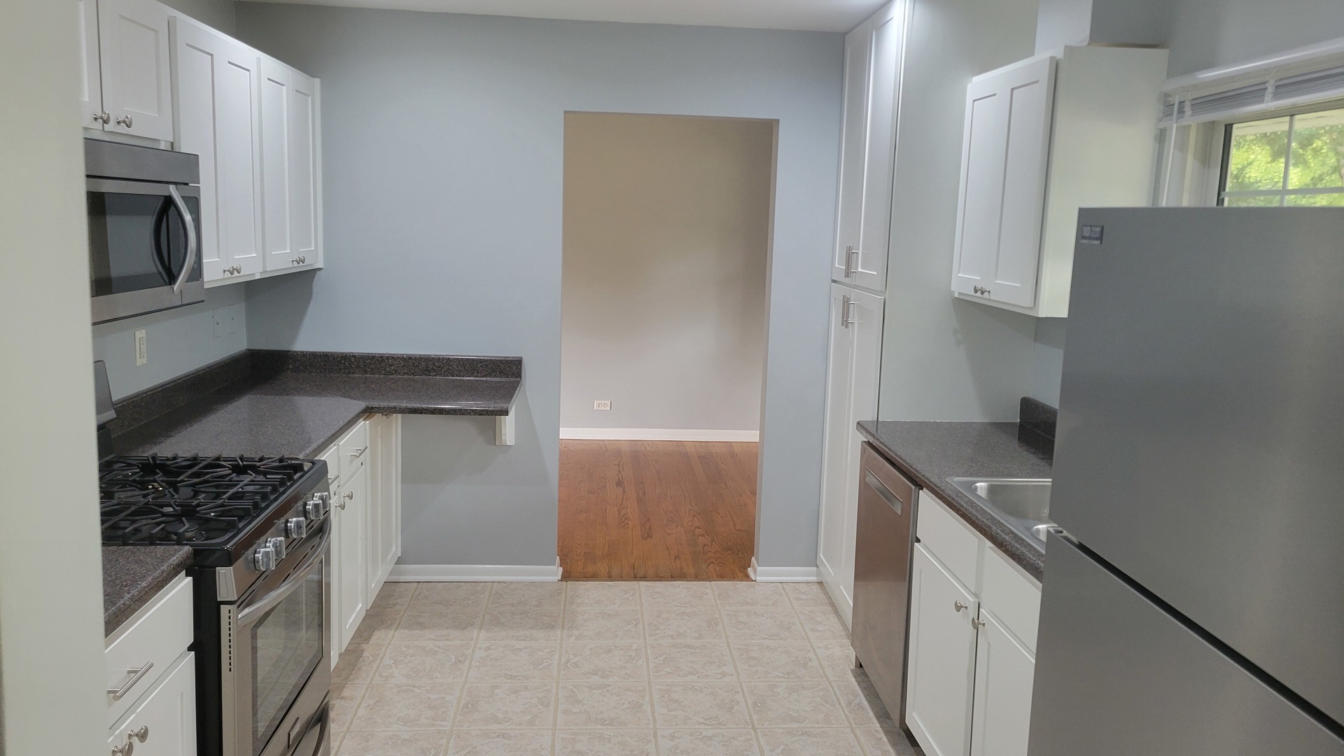 308 Tamarack Avenue, Naperville, IL 60540