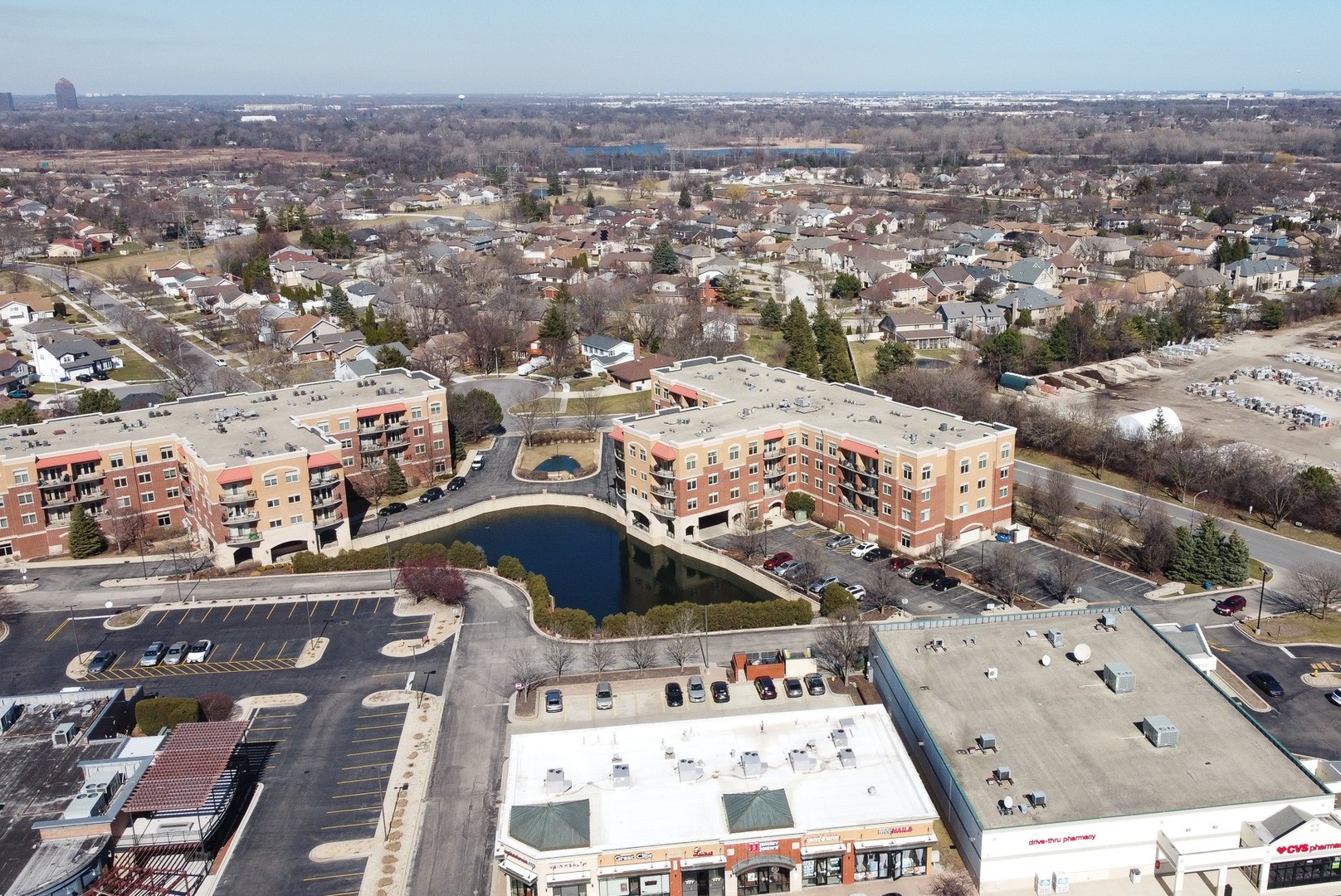 1200 N Foxdale Drive #205, Addison, IL 60101