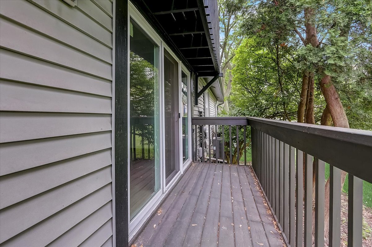 231 Dakota Court #B, Bolingbrook, IL 60440