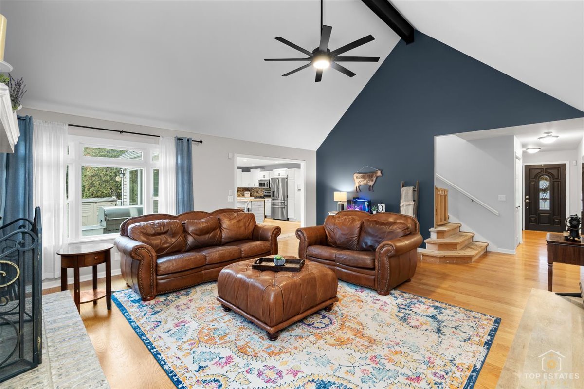 5302 Autumn Way, Johnsburg, IL 60051