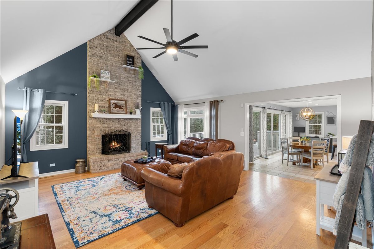 5302 Autumn Way, Johnsburg, IL 60051