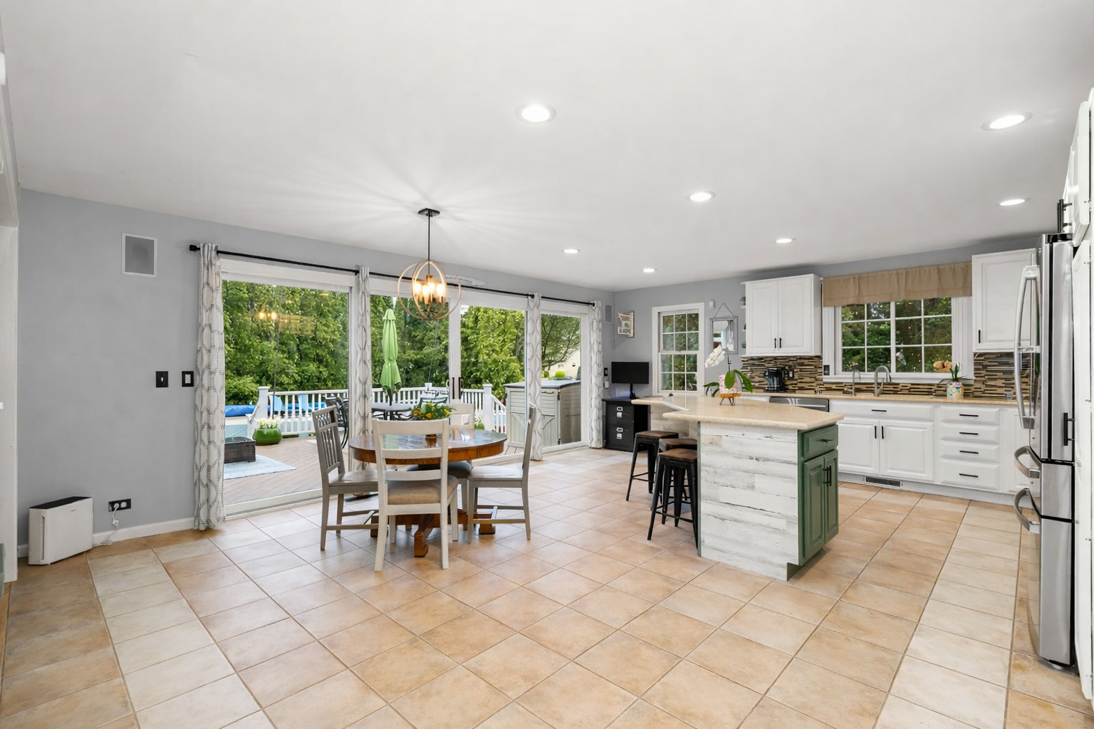 5302 Autumn Way, Johnsburg, IL 60051