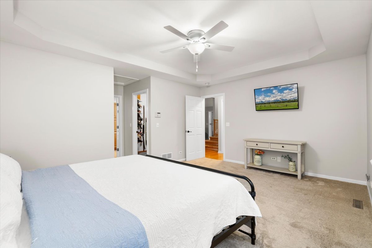 5302 Autumn Way, Johnsburg, IL 60051