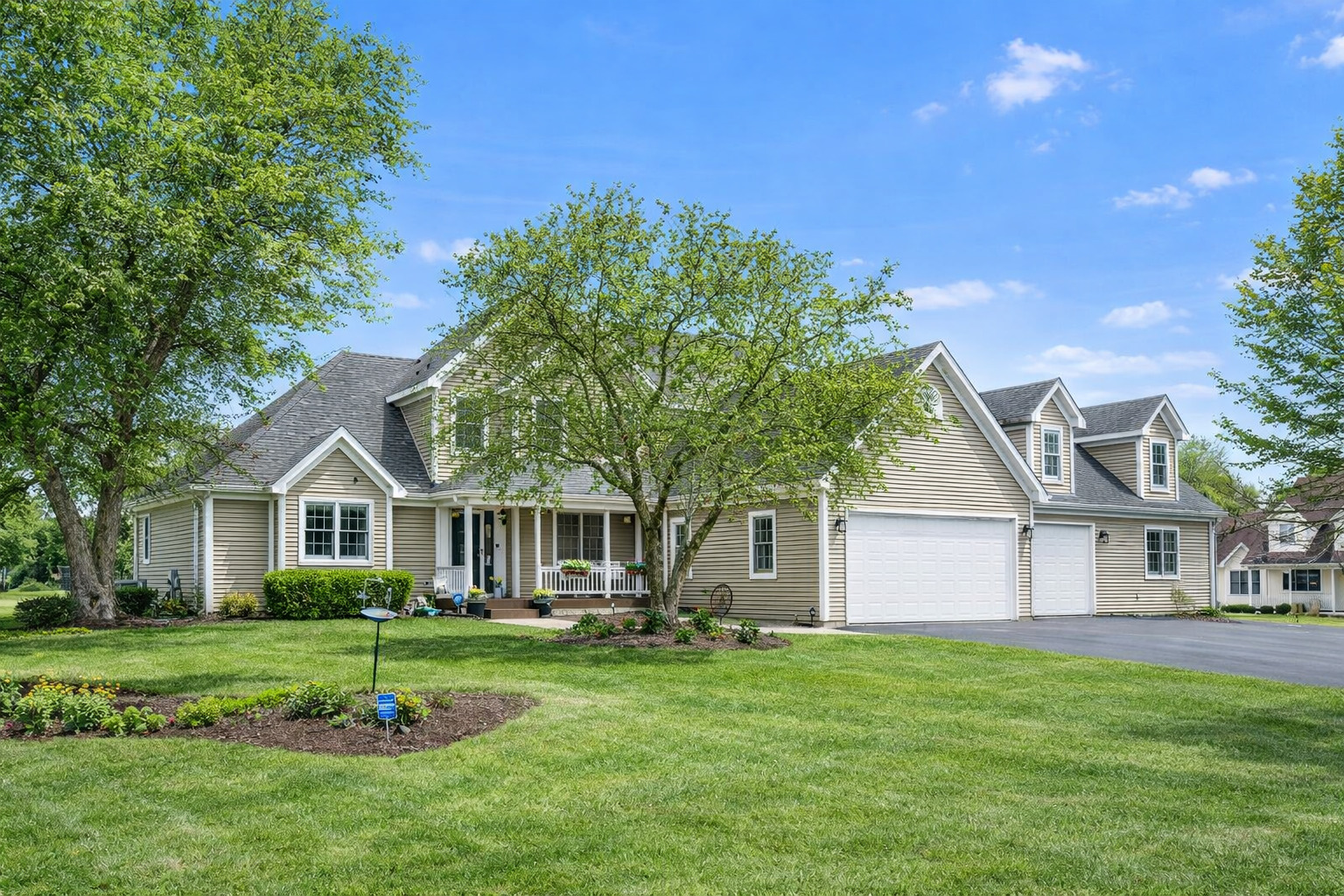 5302 Autumn Way, Johnsburg, IL 60051