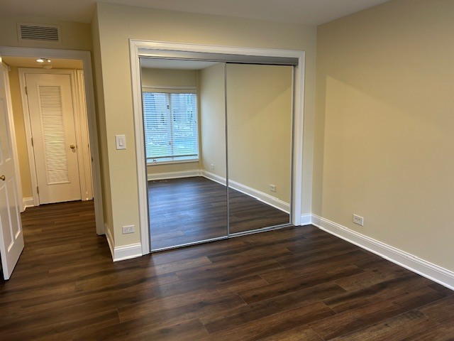 1 Oak Brook Club Drive #A105, Oak Brook, IL 60523