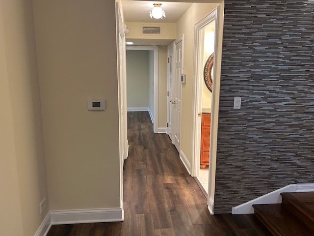 1 Oak Brook Club Drive #A105, Oak Brook, IL 60523