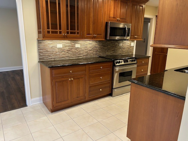 1 Oak Brook Club Drive #A105, Oak Brook, IL 60523
