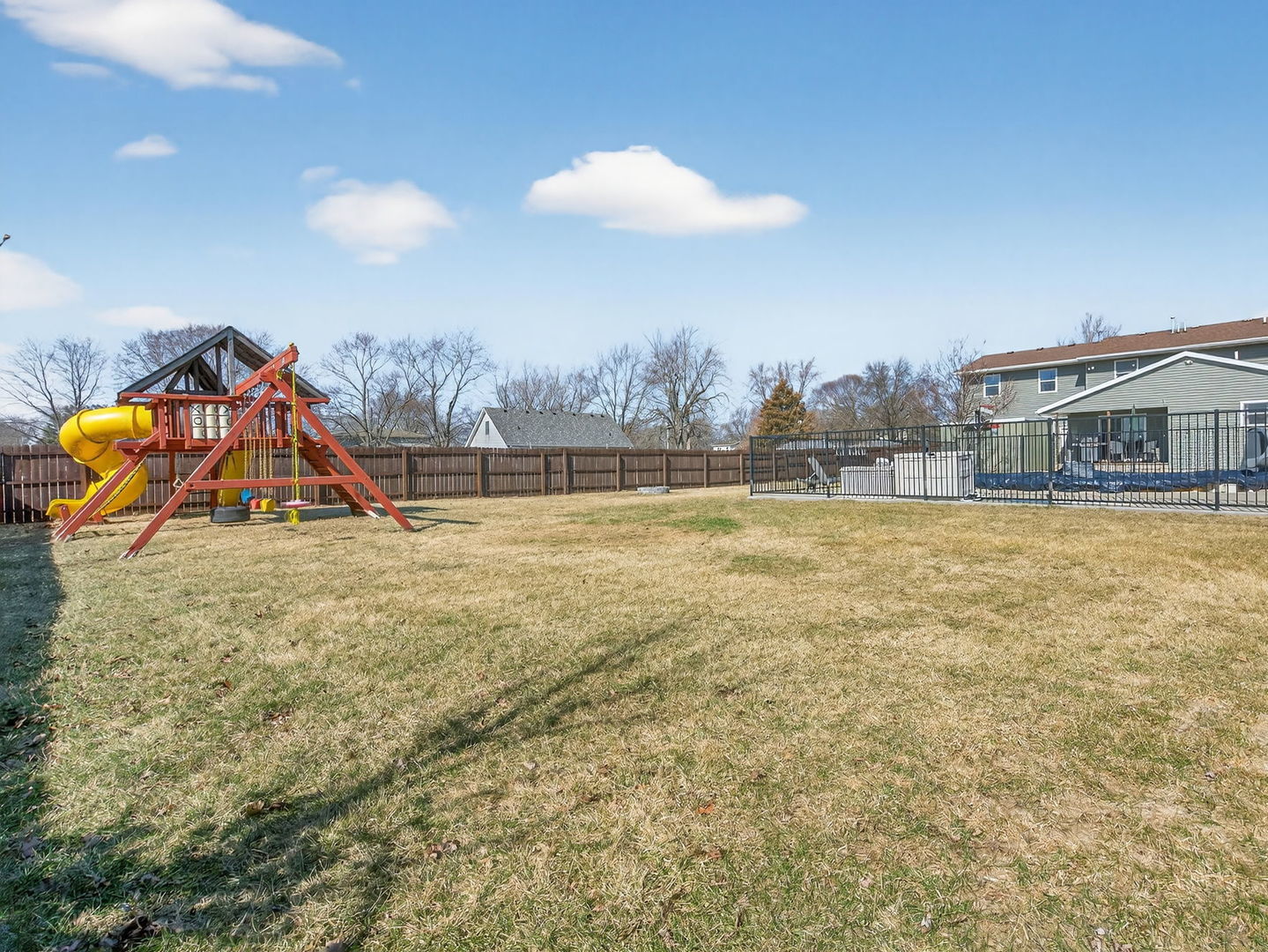 955 E 4th Street, Coal City, IL 60416