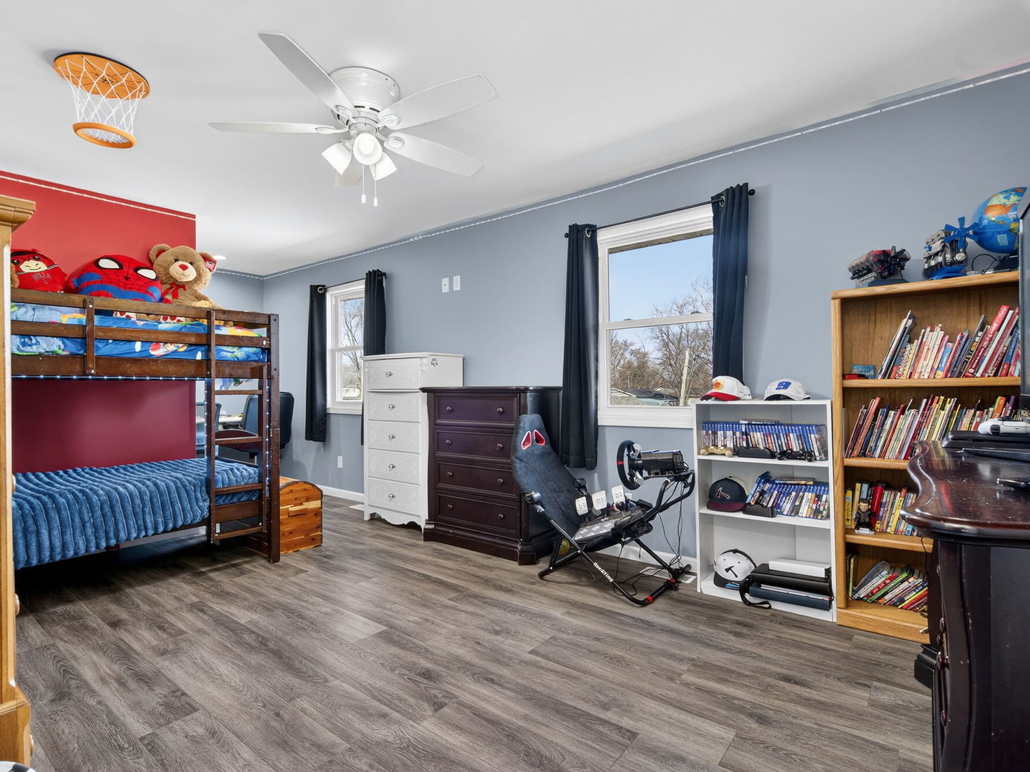 955 E 4th Street, Coal City, IL 60416