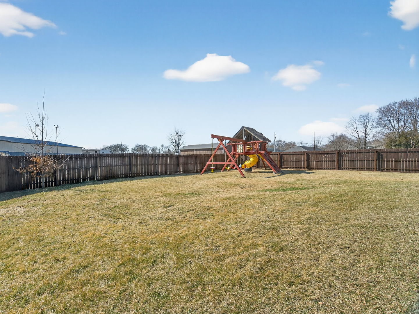 955 E 4th Street, Coal City, IL 60416