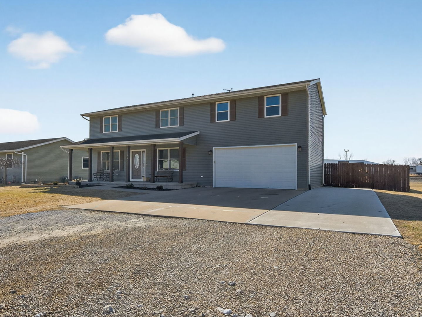 955 E 4th Street, Coal City, IL 60416