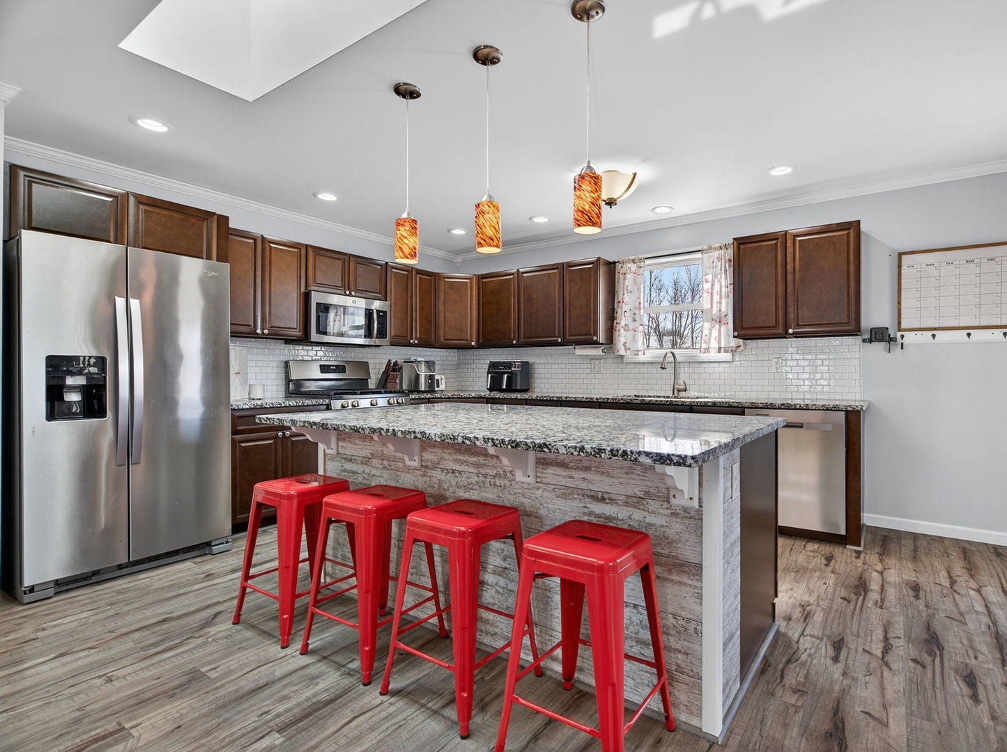 955 E 4th Street, Coal City, IL 60416