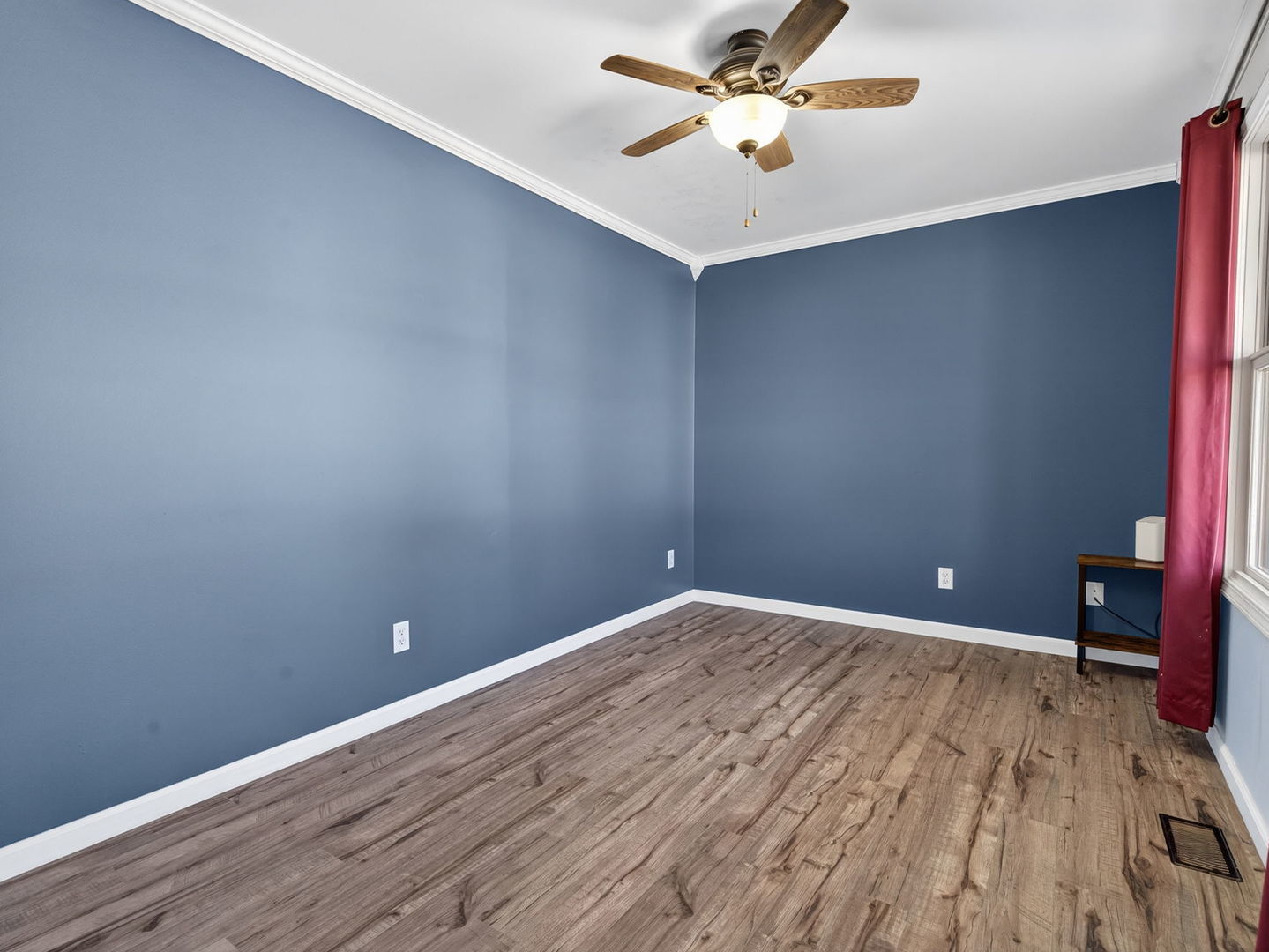 955 E 4th Street, Coal City, IL 60416