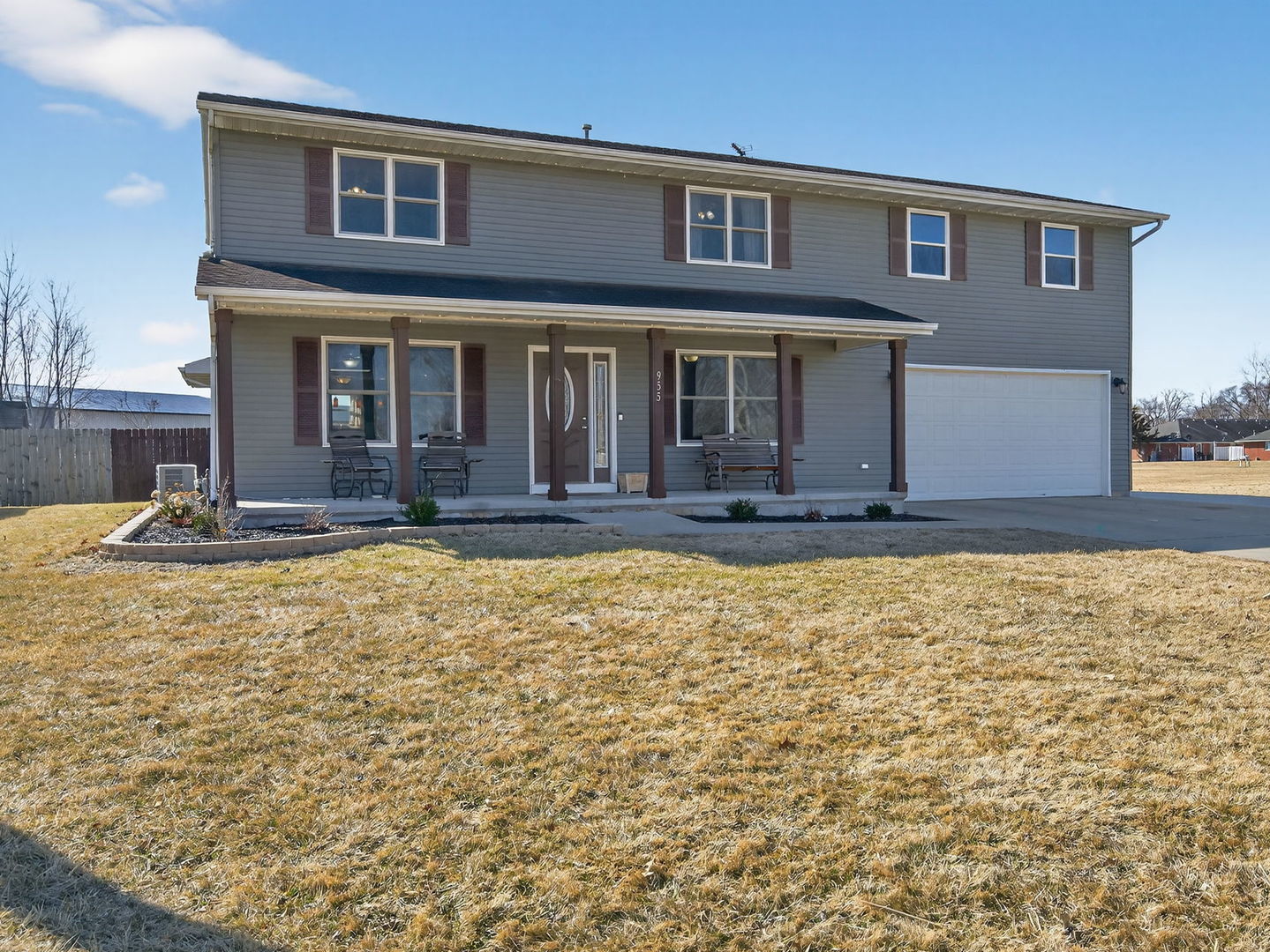 955 E 4th Street, Coal City, IL 60416