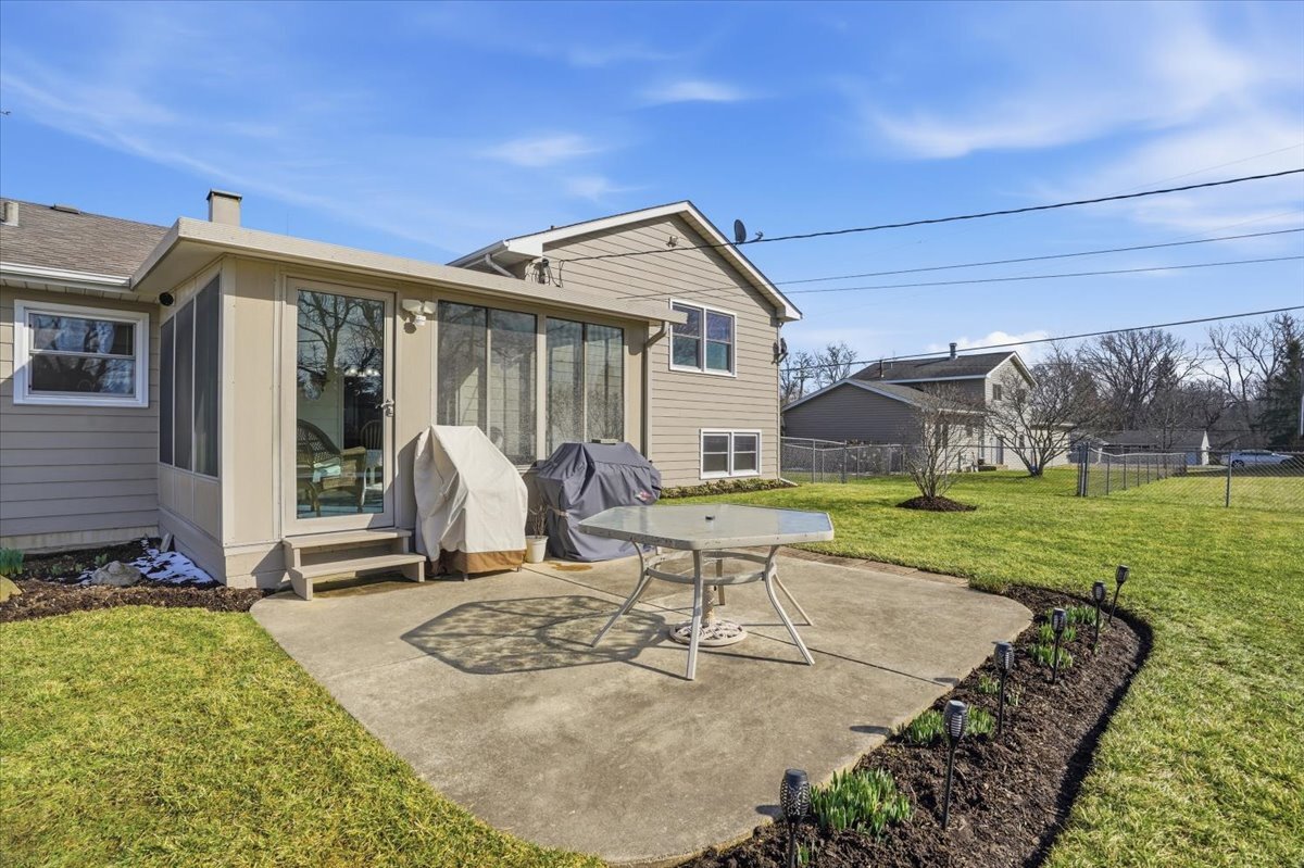 38546 N Pine Avenue, Beach Park, IL 60099