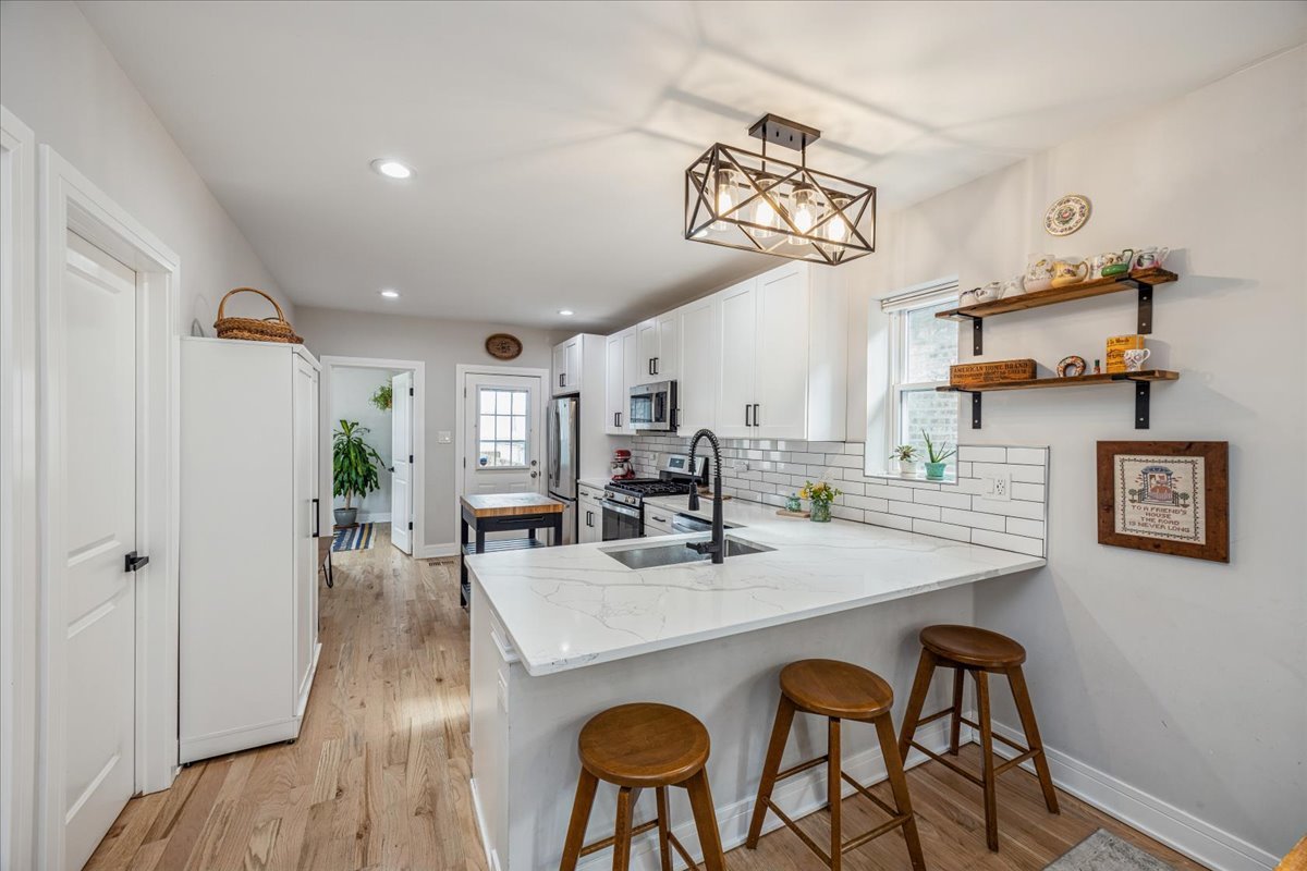 3533 Morton Avenue, Brookfield, IL 60513