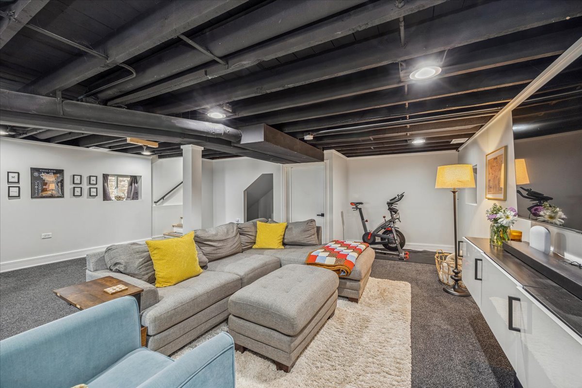 3533 Morton Avenue, Brookfield, IL 60513