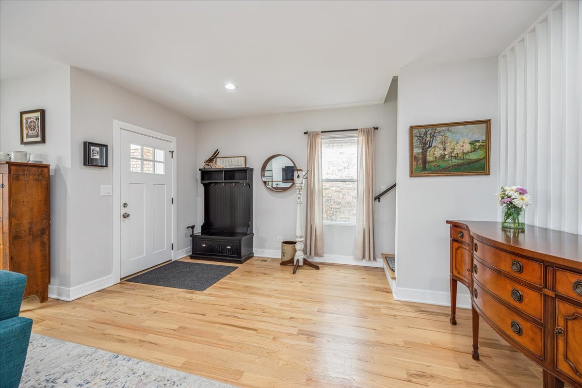 3533 Morton Avenue, Brookfield, IL 60513