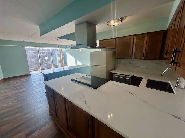 1301 N Western Avenue #326, Lake Forest, IL 60045