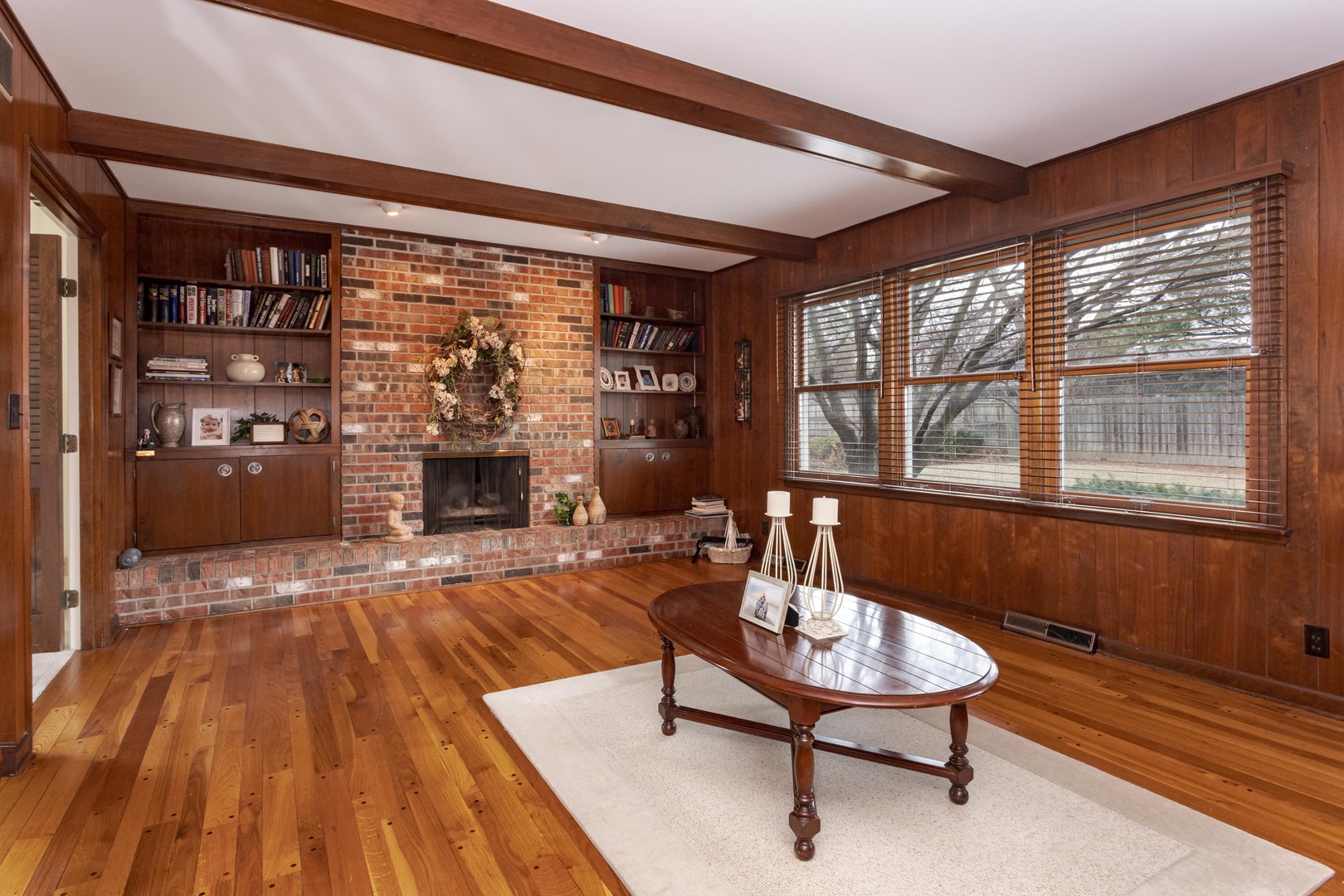 101 N Bellemont Road, Bloomington, IL 61701