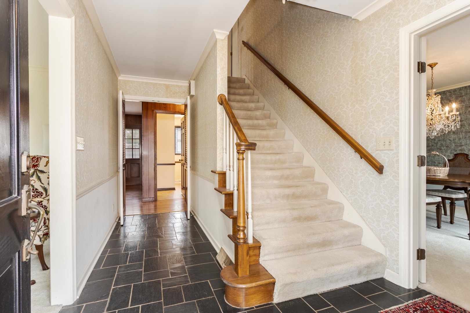 101 N Bellemont Road, Bloomington, IL 61701