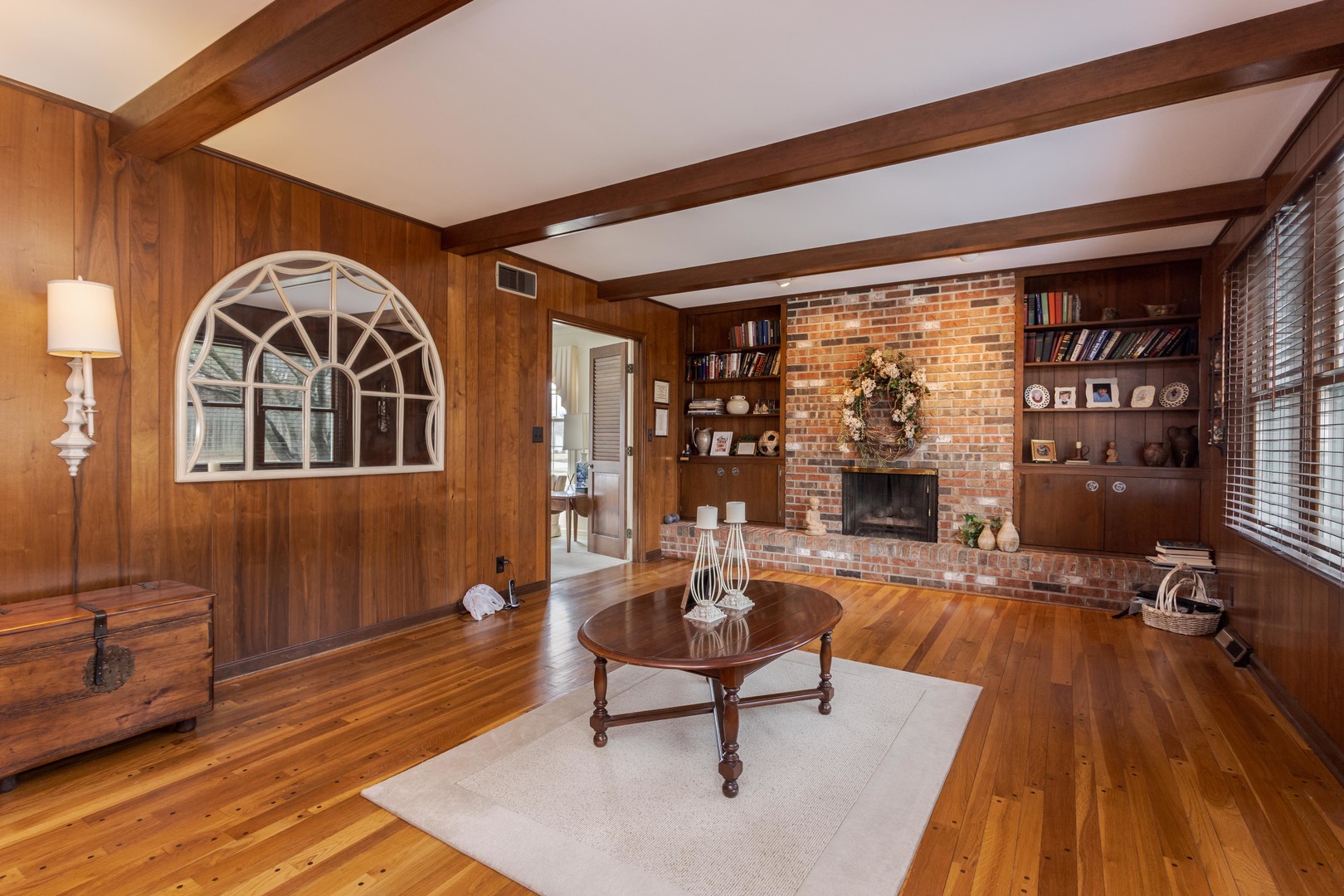 101 N Bellemont Road, Bloomington, IL 61701