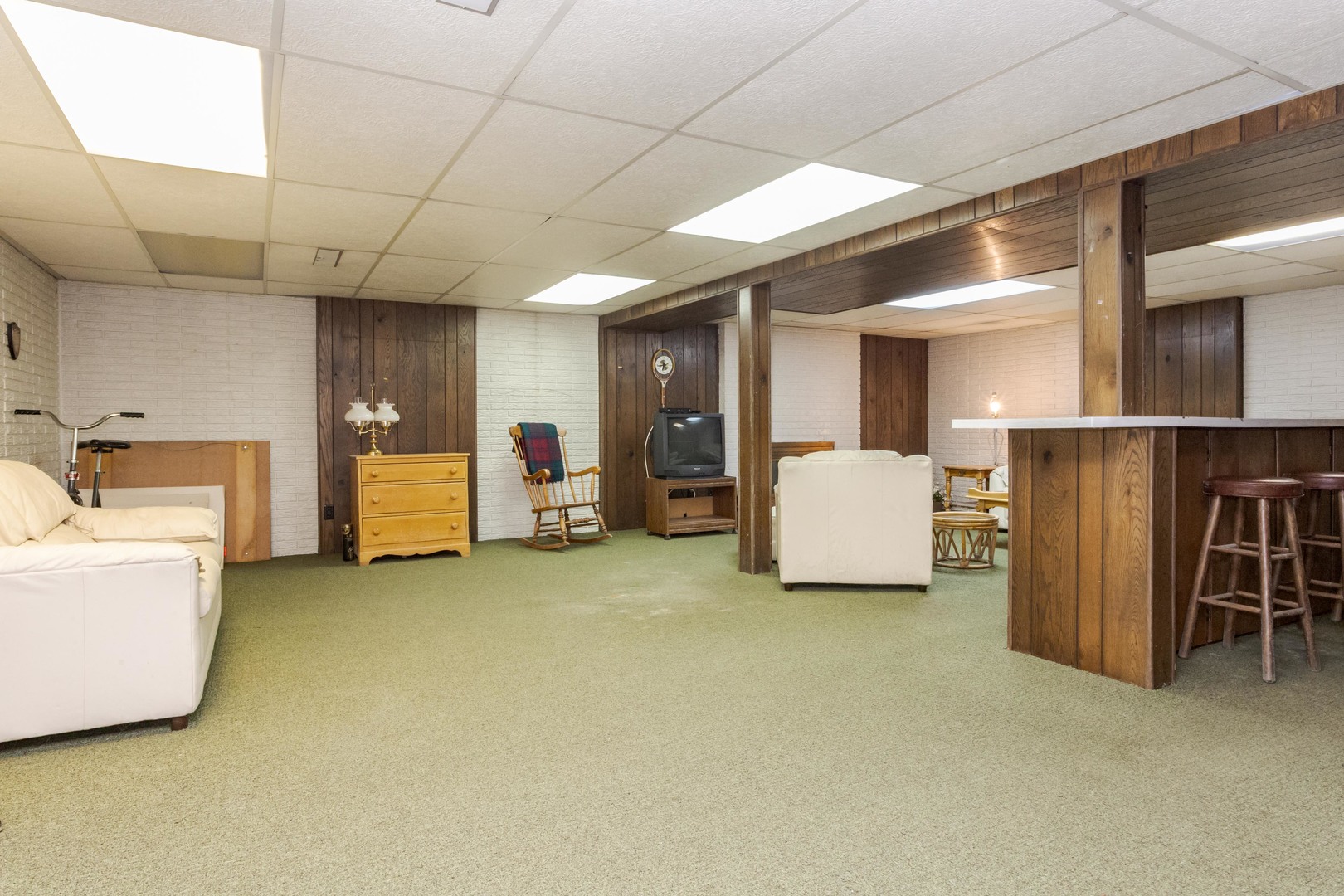 101 N Bellemont Road, Bloomington, IL 61701