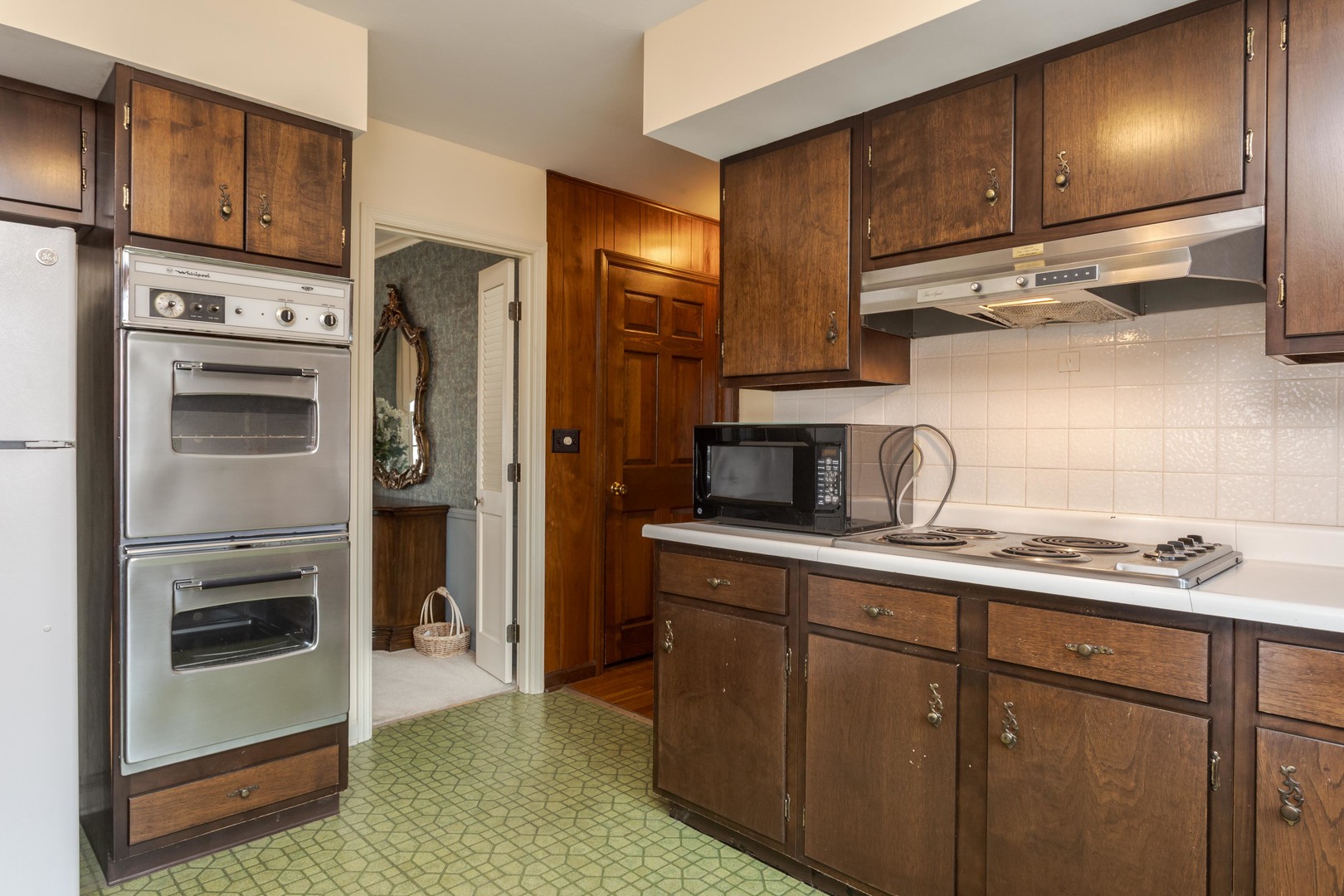 101 N Bellemont Road, Bloomington, IL 61701