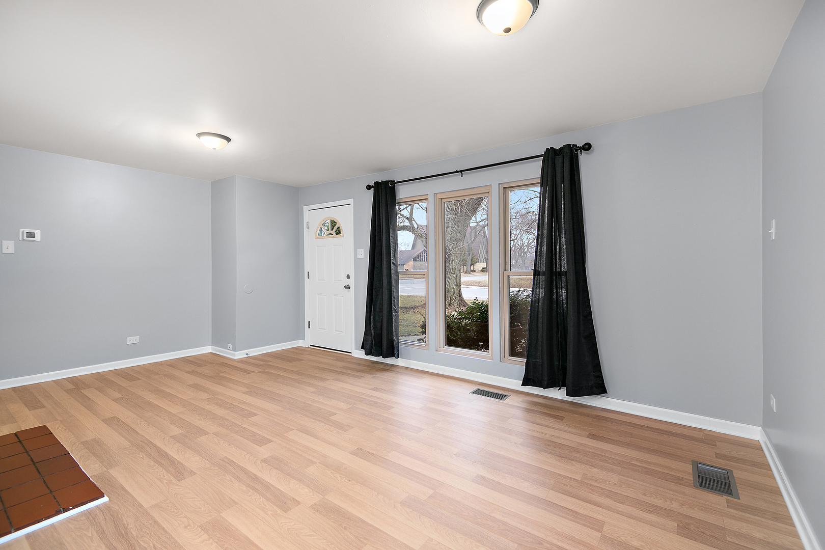 310 Nassau Street, Park Forest, IL 60466