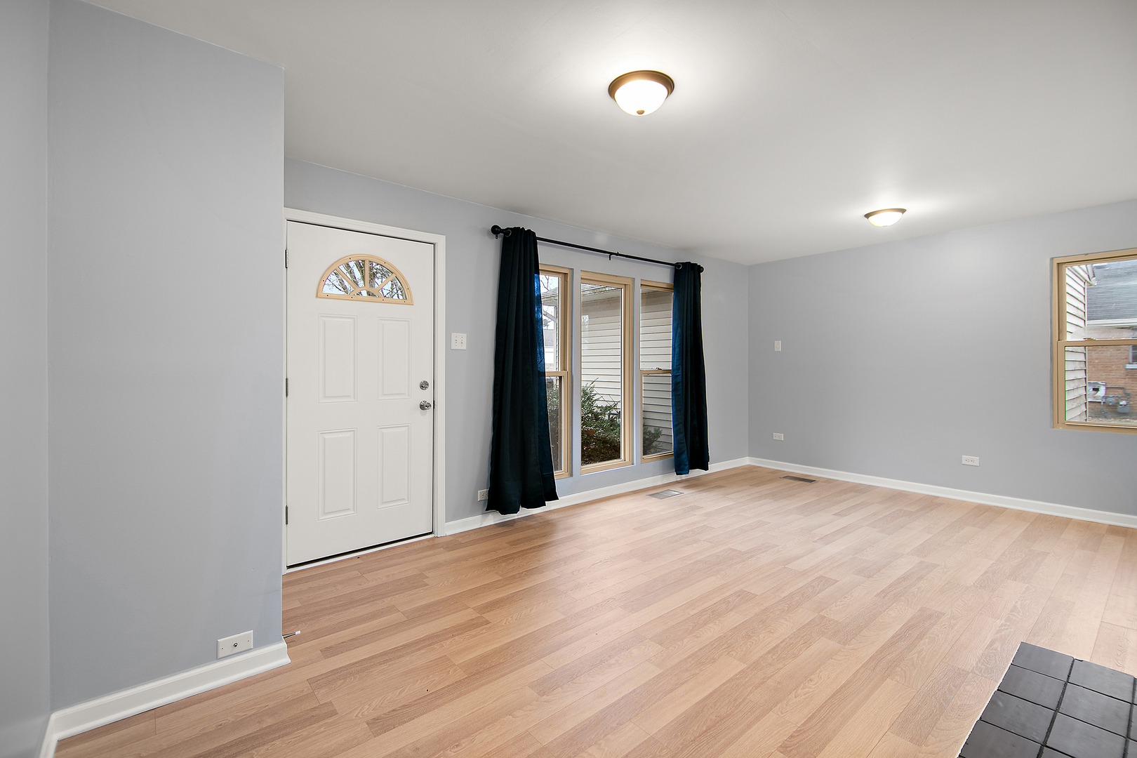 310 Nassau Street, Park Forest, IL 60466